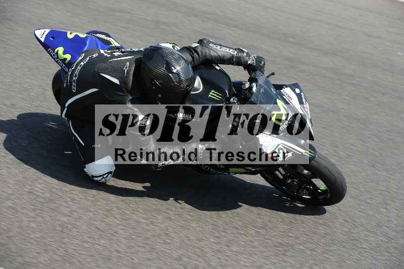 /Archiv-2023/28 05.06.2023 Moto Club Anneau du Rhin/vert-medium/2